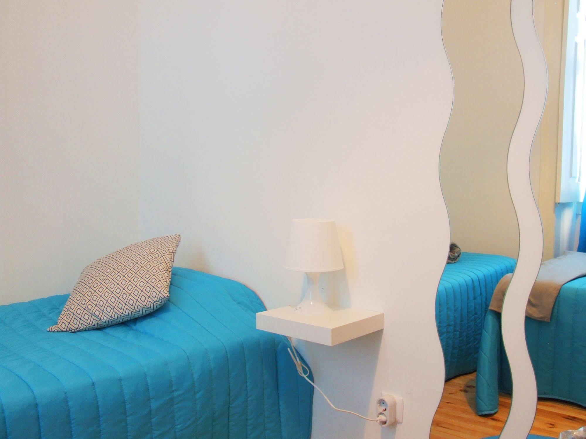 Fly To Hostel Lissabon
